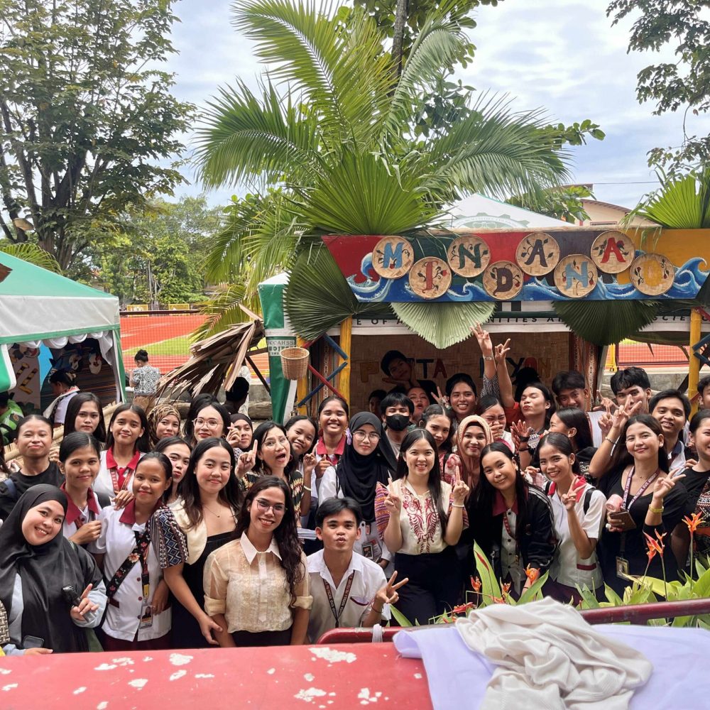 Mga nagwagi sa iba’t-ibang paligsahan ng Buwan ng Wika, pinarangalan