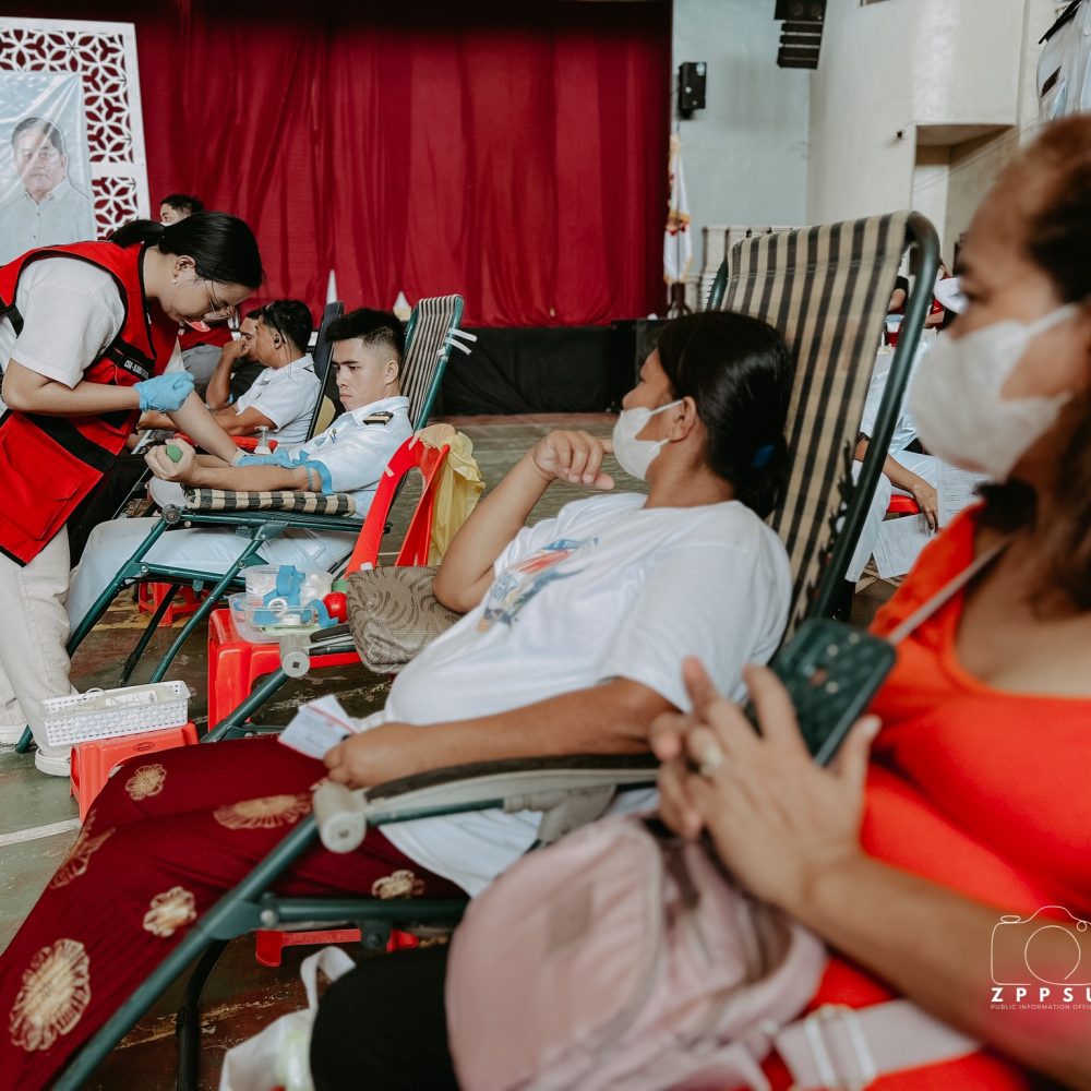 DONATE BLOOD, SAVE LIVES