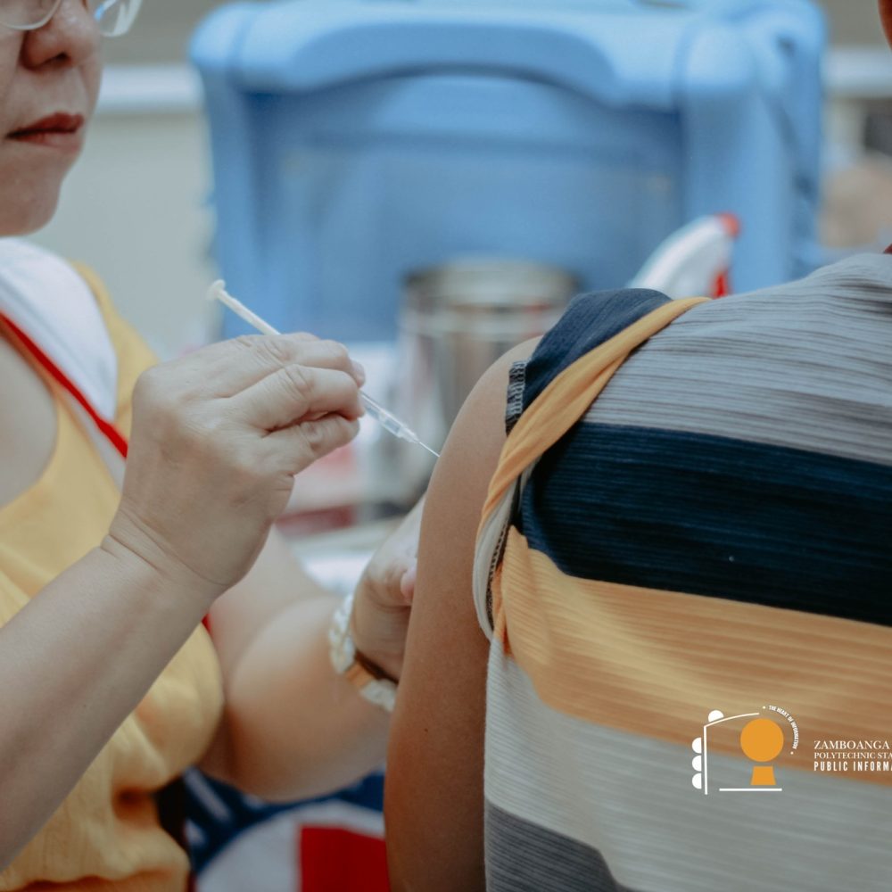 ZPPSU-MDHS administers Free Pneumococcal Vaccines to its students, employees