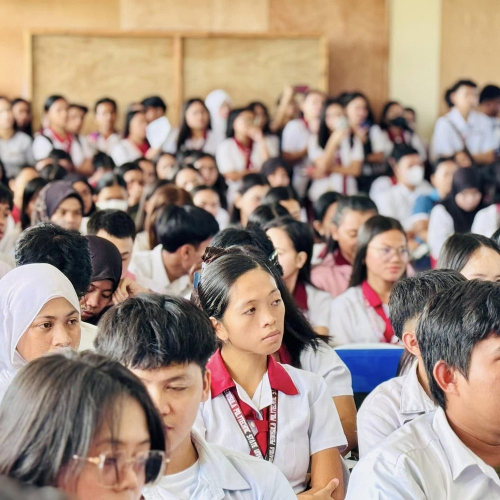 ZPPSU, CHED orient scholars on scholarship grants