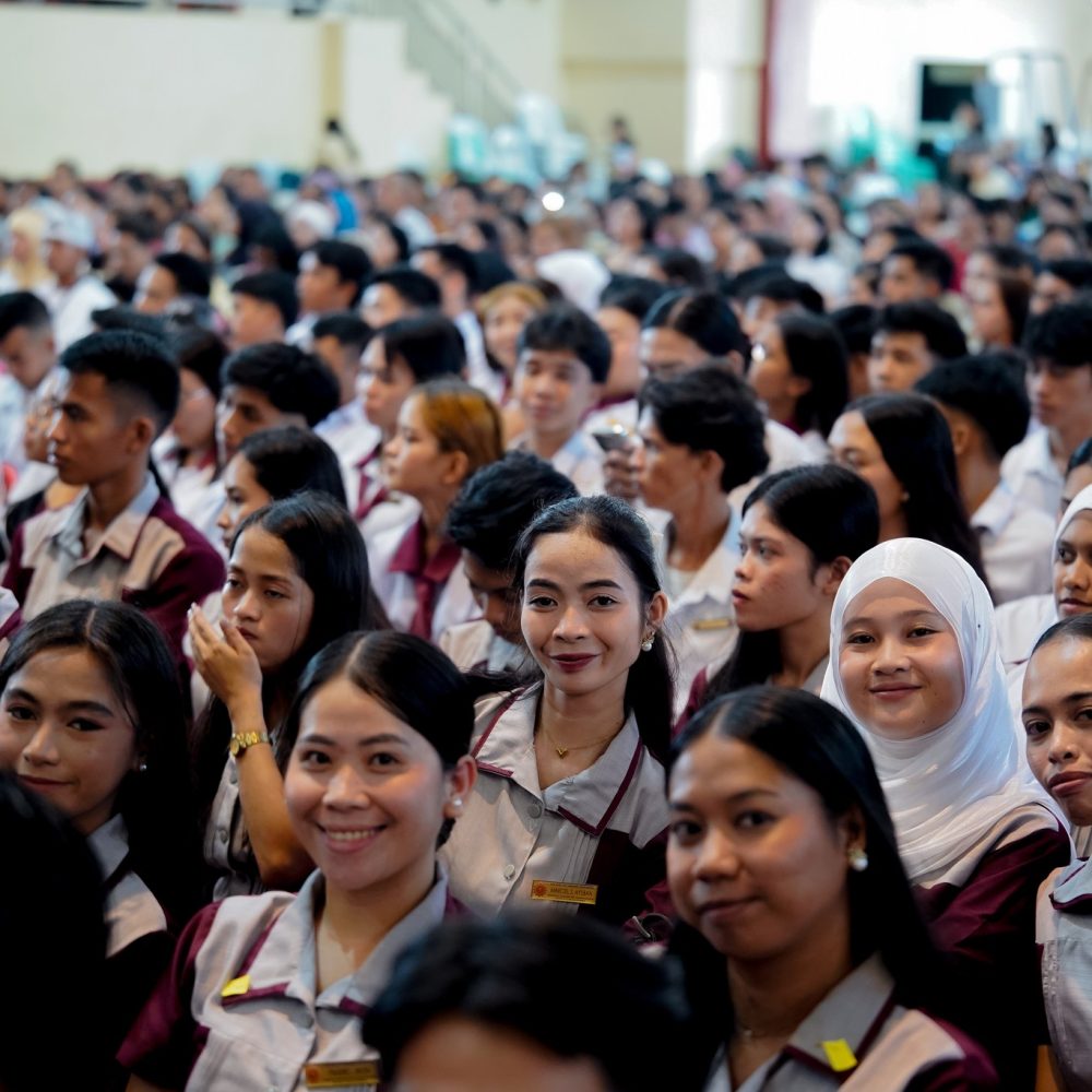 Latin honorees, non-academic awardees in ZPPSU lauded
